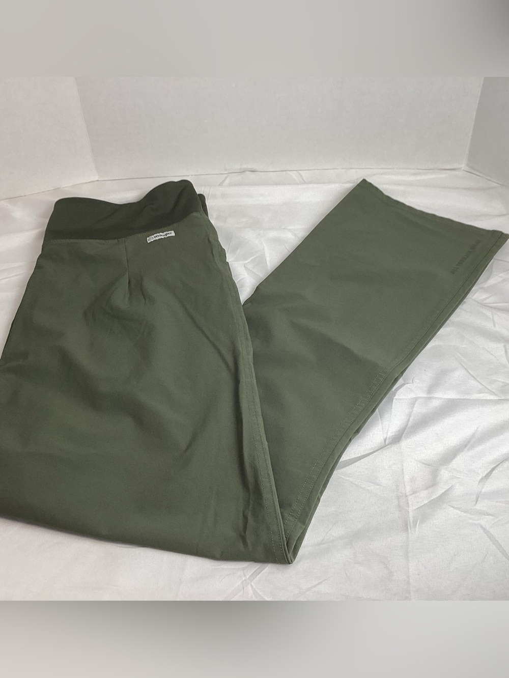 Wrangler all terrain gear Olive Green Stretch nylon
